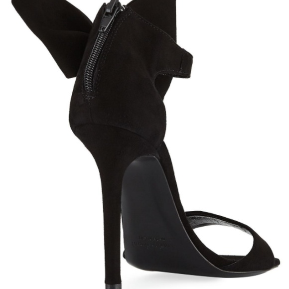 COPY - Charles David Precious Bow Velvet Heels- S… - Picture 5 of 5